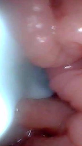 First Time: an Endoscope Reveals the G-spot up Close - Without Mounting!