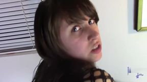 Jealous Stepdaughter Takes Huge Facial