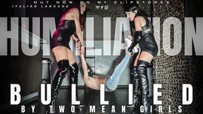 DULA and IMPERATRICE - Bullied by two mean girls [ITA] Mobile Version