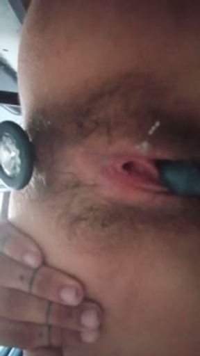 I wear a butt plug and go out to smoke a sigarette before cumming on your face
