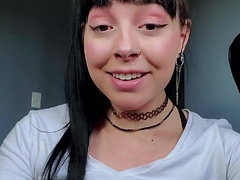 Brunette Solo Webcam Masturbation