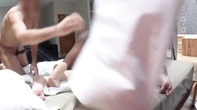 Thay Ksada gemente igual uma putinha com o BBC gigante e tomando banho de porra