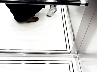 Public Fuck and Blowjob Joy in a hotel elevator - risky sperm flow on butt and whiped cum at elevator wall !