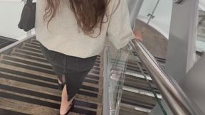 Daddy recording me walking around