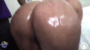 muva phoenix she got ass for days