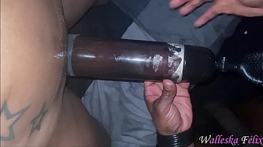 muito frot e sarração no escurinho do quintal de casa - completo no RED