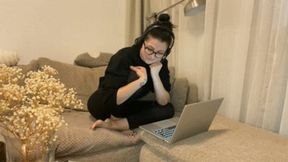 Wet FARTS in leggings, home office and stomach ache - AVI HD