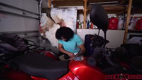 MILF Lolly Dames Offers To Handyman James Angel A Job: Fuck Her Pussy!