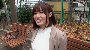 おっぱい綺麗なエッチな人妻が男を誘って不倫セックスでめちゃくちゃ悶絶