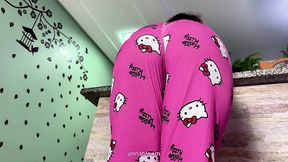 annabloom big ass farts in jeans leggings and pajamas dirty talk bloated belly