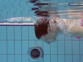 Soaked teen Lera in the pool