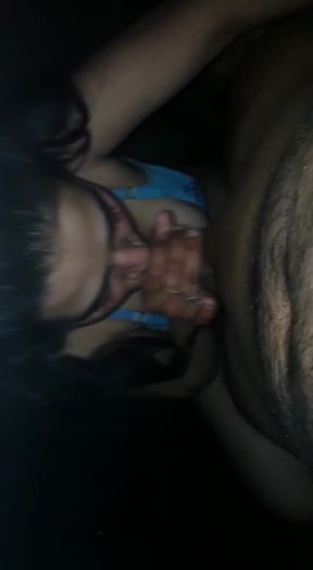 Big-titted Punjabi babe gets a wet blowjob