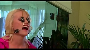 Kinky Gina Killmer gets mouth a.