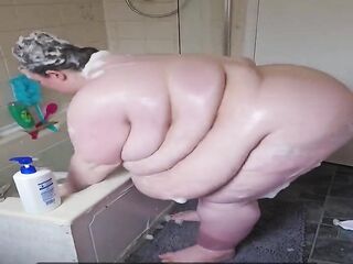 SSBBW Unable to Baths Part 2 in the Bathroom