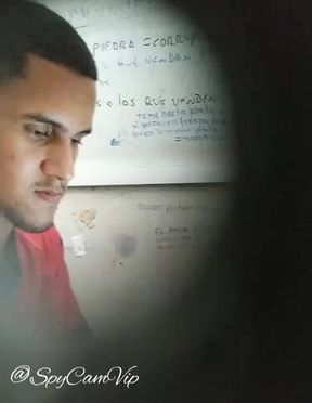 MALE VOYEUR 36