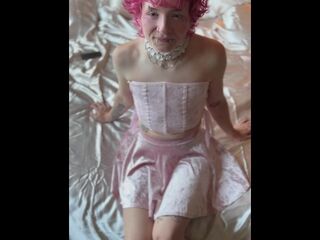 Pinky is ready to play