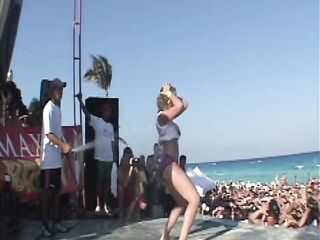Calli Cox and Allies Are The Queens of Spring Break