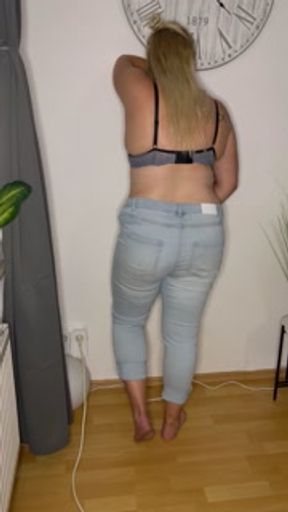 Masturbation while standing Bra &amp; Jeans multiple orgasms fingering &amp; Satisfyer hot wet shaking