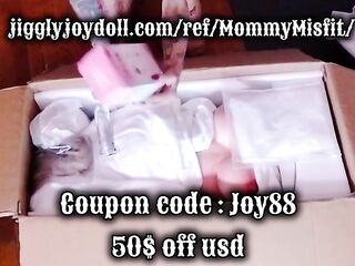 Unboxing Helen from Jigglyjoy