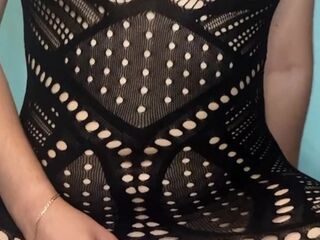 con Perfectas tetas FOLLANDO el coño mojado y grita desde el orgasmo termina en CHORROS