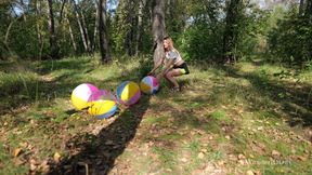 A find in the forest and sit popping **4K**