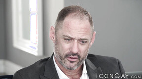 ”Casey Everett submits his anus to passionate daddy DArclyte”