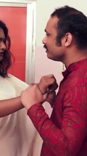 Must-share moment from &quot;Dewar ne kiya bhabi ke saath pakra pakri&quot;