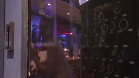 mec de cite baise barebac par vieux pervers sur un slingmec de cite passif ...