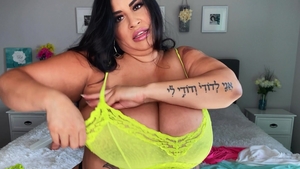 Day With a Pornstar - Latina Sofia Rose masturbation