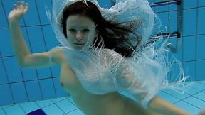 Hot and busty amateur teen sweetie nude underwater
