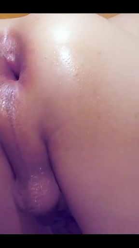 Stuffing My Ass with 2 Huge Oranges and Fisting Myself!