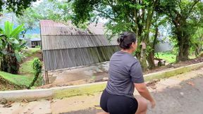 I Have an Accident on My Neighbor and in the Street and I Invite Her to Fuck to Cure Her