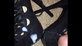 Girlfriends shoes get fucked and cum, shoefuck, heels
