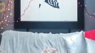 Blondie's Busty Body Masturbates With A Giant Vibrator