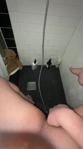 AMATEUR- SAUDI ARABIAN SNOWWHITE- WATER STIMULATION- MULTIPLY INTENSE REAL ORGASM IN SHOWER AT HOME-BEAUTIFUL WHITE GIRL- MUSLIM