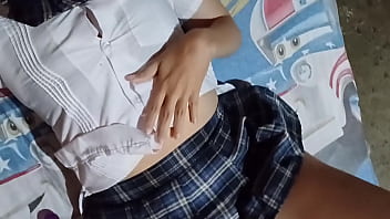ME MASTURBO CON MI JUEGUETE QUE DELI ( CASERO REAL)