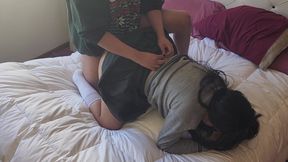 That&#039;s Why I Have a College Girl Girlfriend! Do You Have a Nice Butt, or Not? - Real Home Video