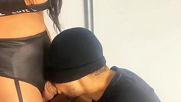 SHEMALE FUCK GUY BIG DICK
