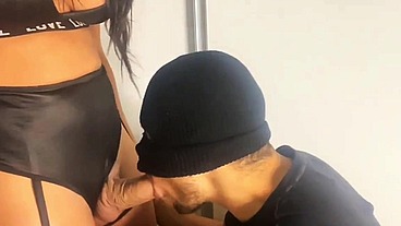 SHEMALE FUCK GUY BIG DICK