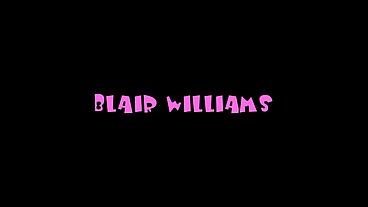 Blair Williams Gives First Rimjob Then Deepthroat Cumshot