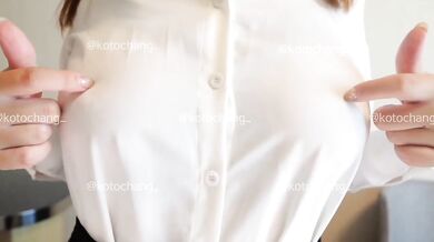 OL squirting hard while nipple clips pull her to screaming climax