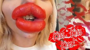 KISS, KISS, KISS! Mirror Kissing with world biggest Lips