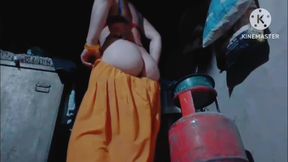 I get dressed completely naked, my hot ass pussy is very excited.