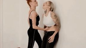 scarica di pugni sullo stomaco di Elizabeth - discharge of punches on Elizabeth's stomach ( 2 PART MP4 - MOBILE VERSION )