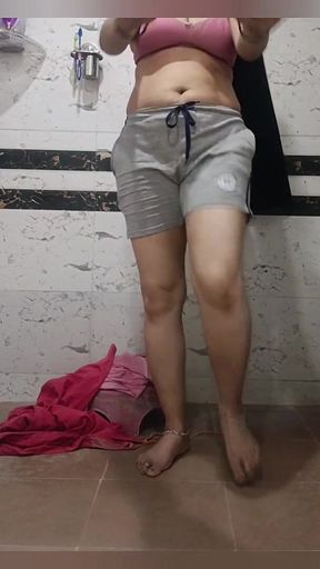 Priya Bhabi Full Open Body Hot Exercise in Bathroom