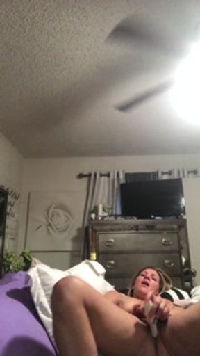 Horny Milf Bedgasm