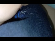 no circuncidado se masturba en habitación de su amigo, mucho semen al final