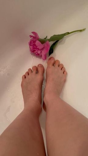 Peony Bath 1