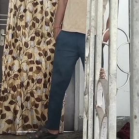 Teacher Ne Student Ki Ghar Me Jaake Chod Ke Aya