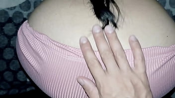 xxx linda hijastra super mojada me deja jugar en su habitacion